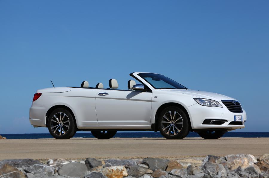  Lancia Flavia Convertible 2012 года  (фото 41 из 92)